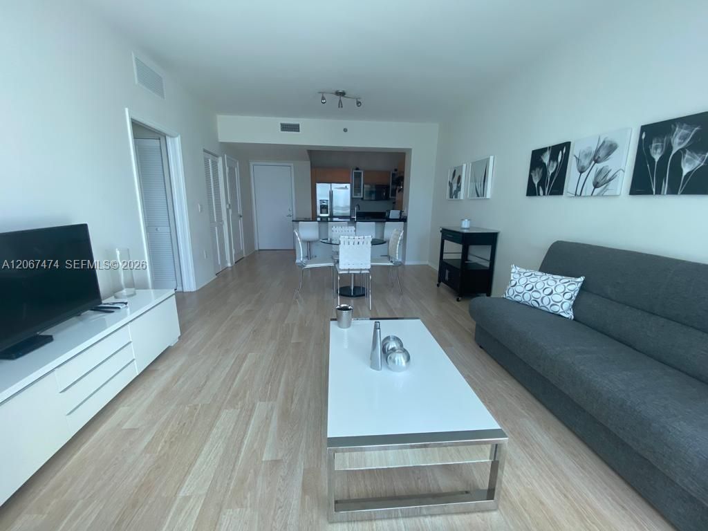 950 Brickell Bay Dr , Unit 1903, Miami, FL 33131 Photo