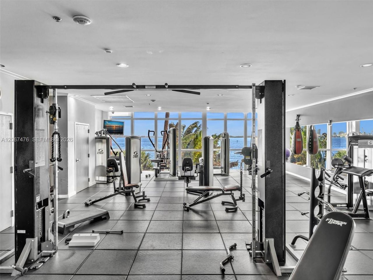 1155 Brickell Bay Dr, Unit 3211, Miami, FL 33131 Photo