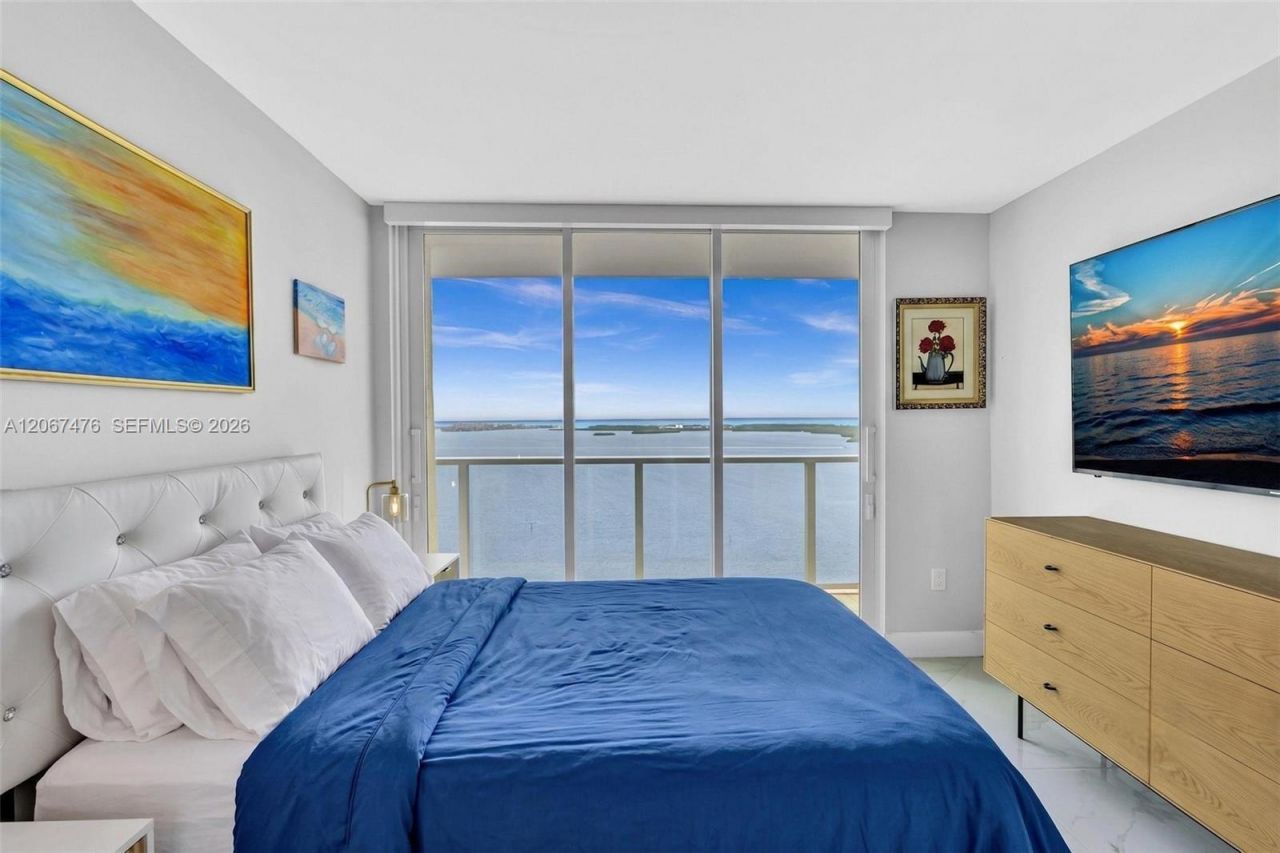 1155 Brickell Bay Dr, Unit 3211, Miami, FL 33131 Photo