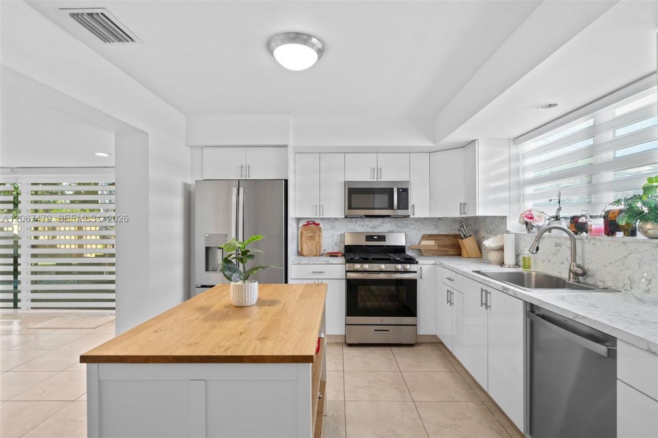 2819 Cleveland St, Hollywood, FL 33020 Photo