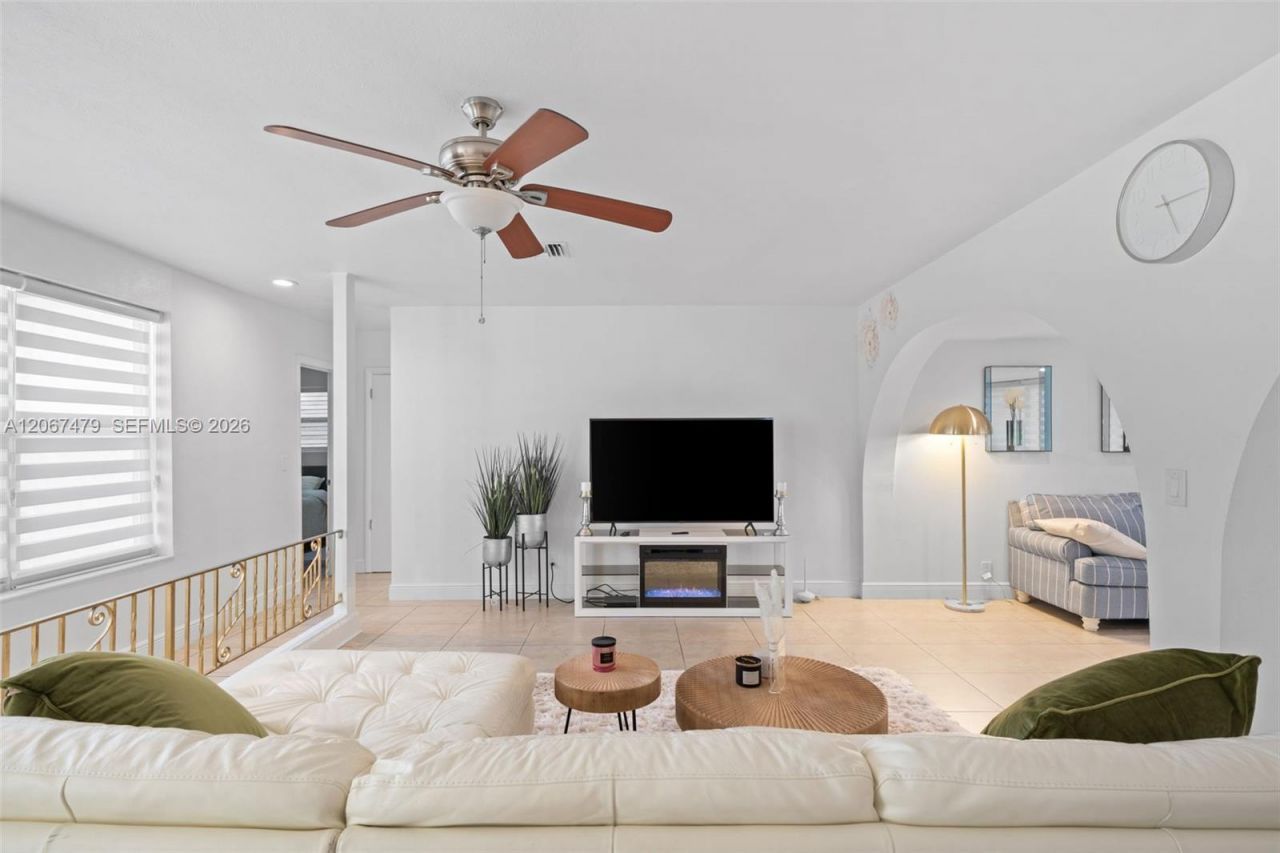 2819 Cleveland St, Hollywood, FL 33020 Photo