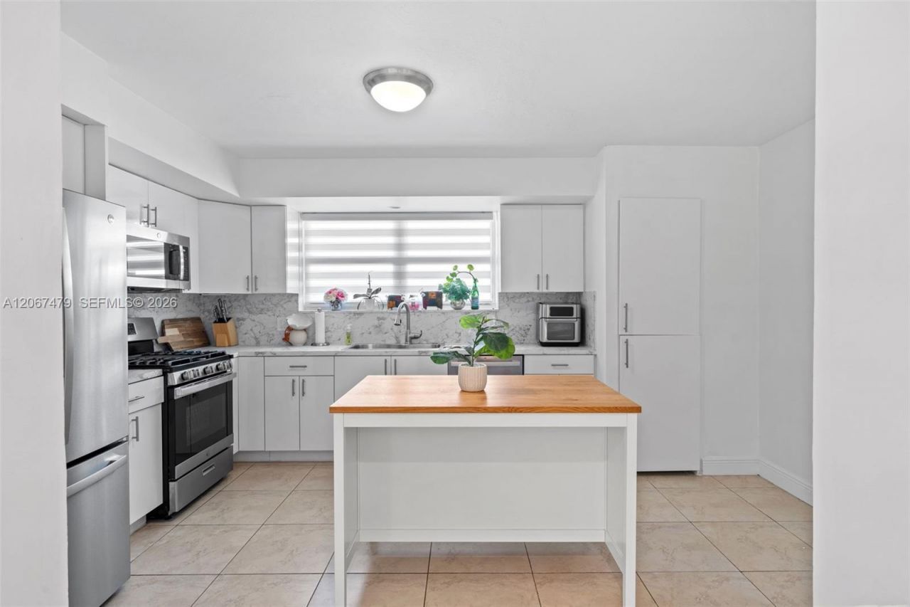 2819 Cleveland St, Hollywood, FL 33020 Photo