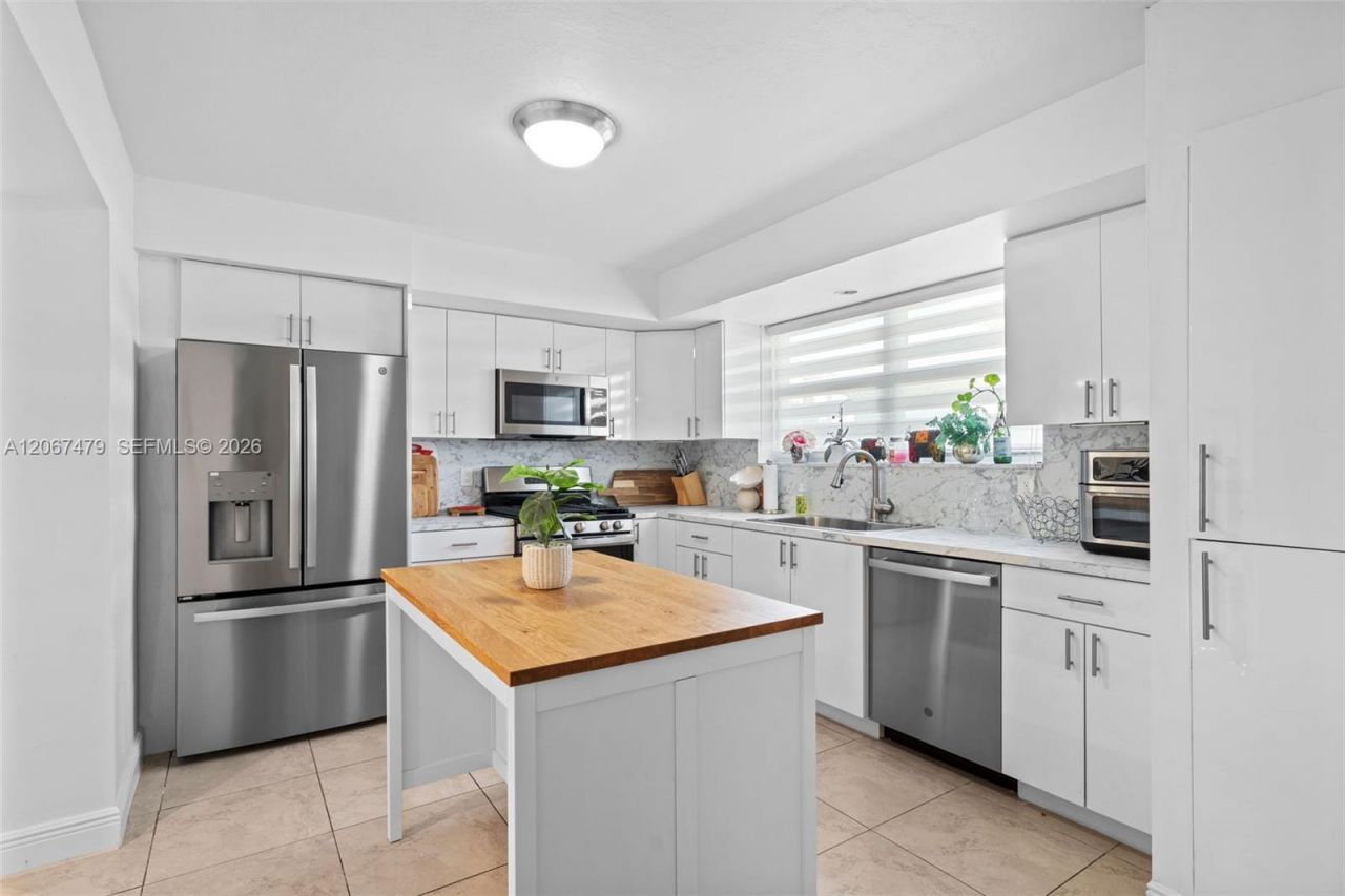 2819 Cleveland St, Hollywood, FL 33020 Photo