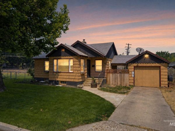1107 E Logan Street, Caldwell, ID 83605