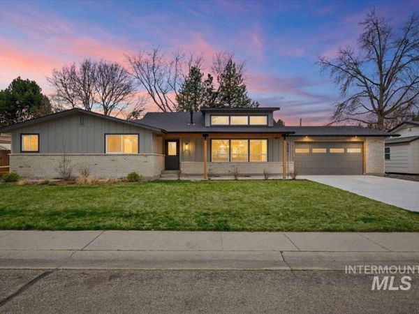 5231 N Sorrento Dr, Boise, ID 83704