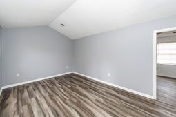 4446 Farmwood Street photo 4
