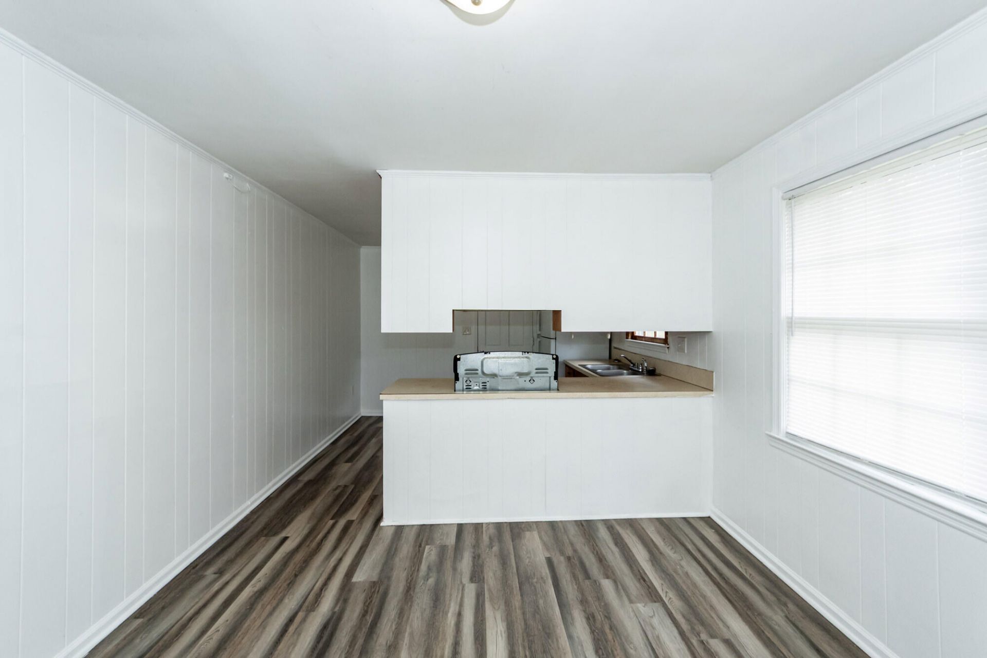 4446 Farmwood Street Photo 8