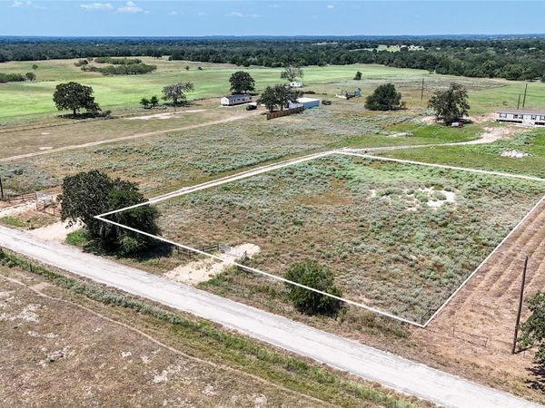 8200 Old Colony Line RD, Dale, TX 78616