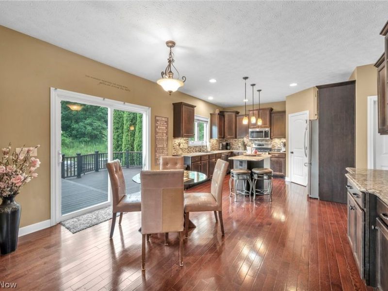 8006 Dovegate Circle, Mentor, OH 44060 Photo 17