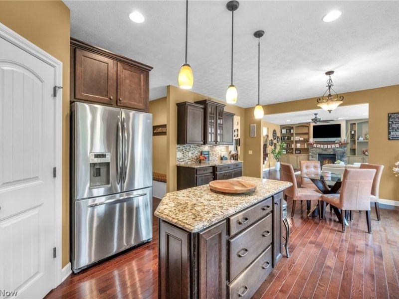 8006 Dovegate Circle, Mentor, OH 44060 Photo 22