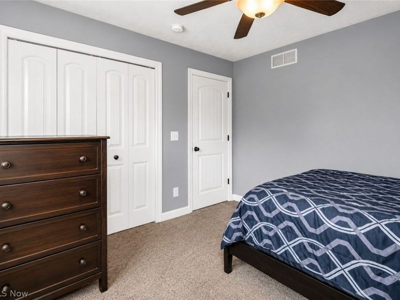 8006 Dovegate Circle, Mentor, OH 44060 Photo 35