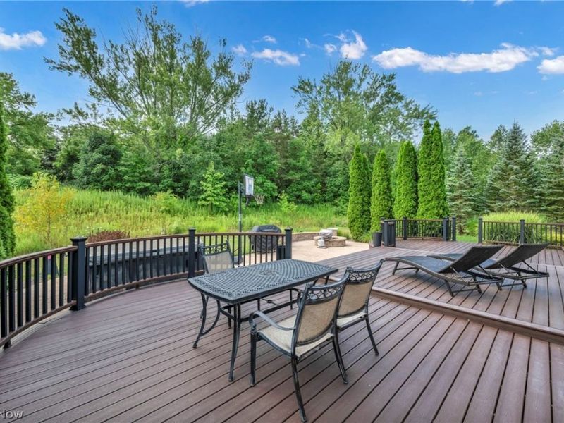 8006 Dovegate Circle, Mentor, OH 44060 Photo 45
