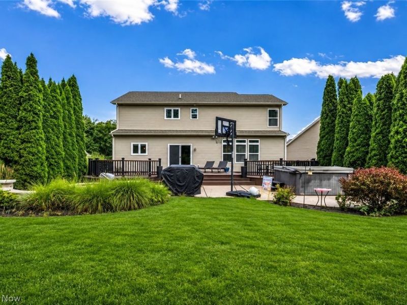 8006 Dovegate Circle, Mentor, OH 44060 Photo 50