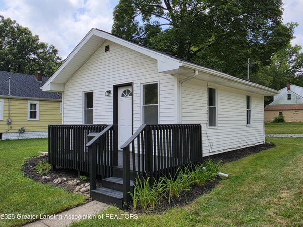 1100 Regent Street, Lansing, MI 48912