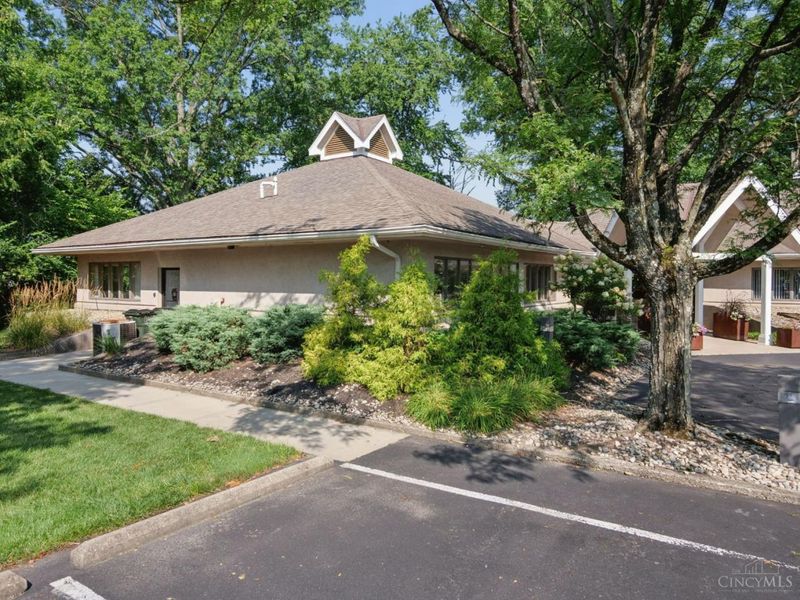 11501 Deerfield Road, Sycamore Township, OH 45242 Photo 2