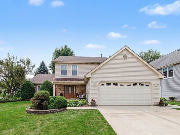 1709 Liberty Court, Mount Prospect, IL 60056