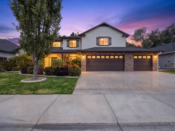 2548 E Omera Street, Meridian, ID 83646