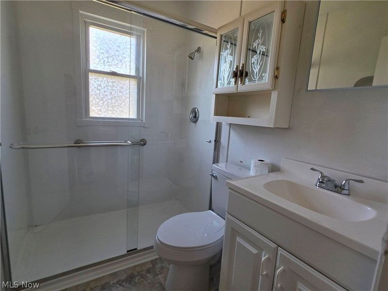 1301 Hulett Avenue , Eastlake, OH 44095 Photo 11