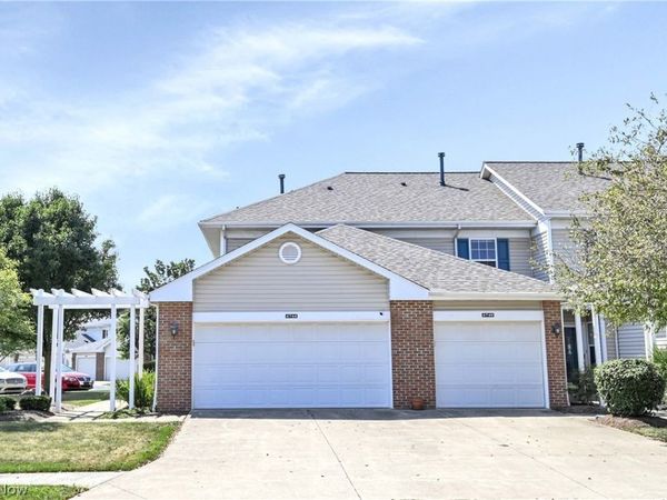 6744 Asterhurst, Middleburg Heights, OH 44130