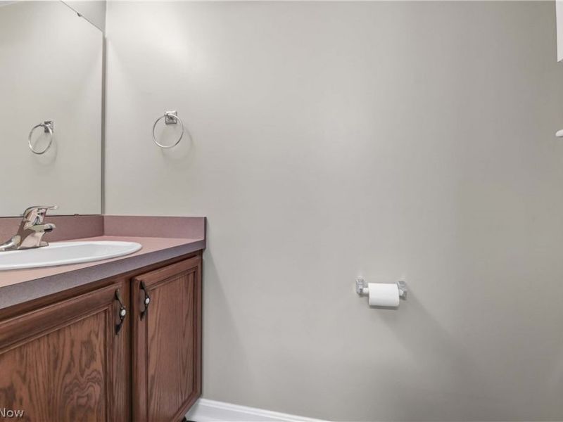 6744 Asterhurst Trce, Middleburg Heights, OH 44130 Photo 12