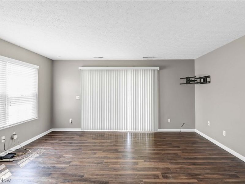 6744 Asterhurst Trce, Middleburg Heights, OH 44130 Photo 14