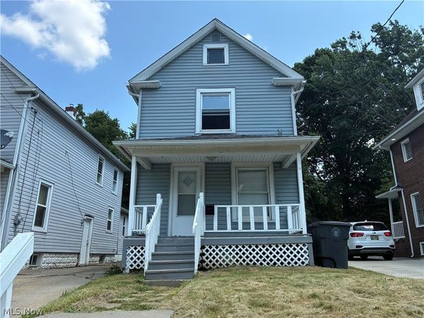 1265 Curtis Street, Akron, OH 44301