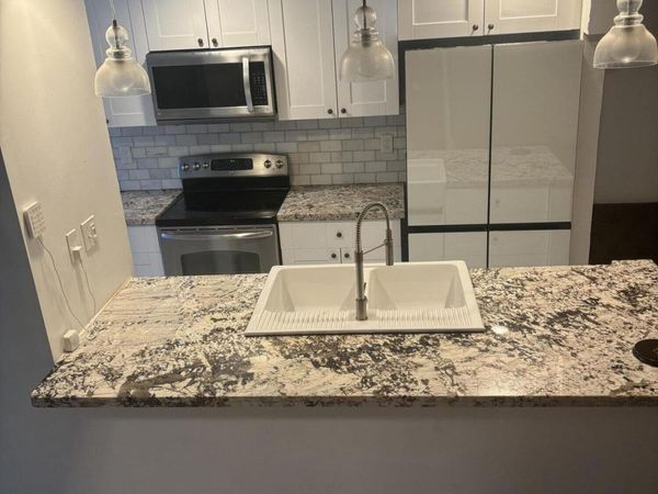 8240 NW 9TH Street, Unit 3, Plantation, FL 33324