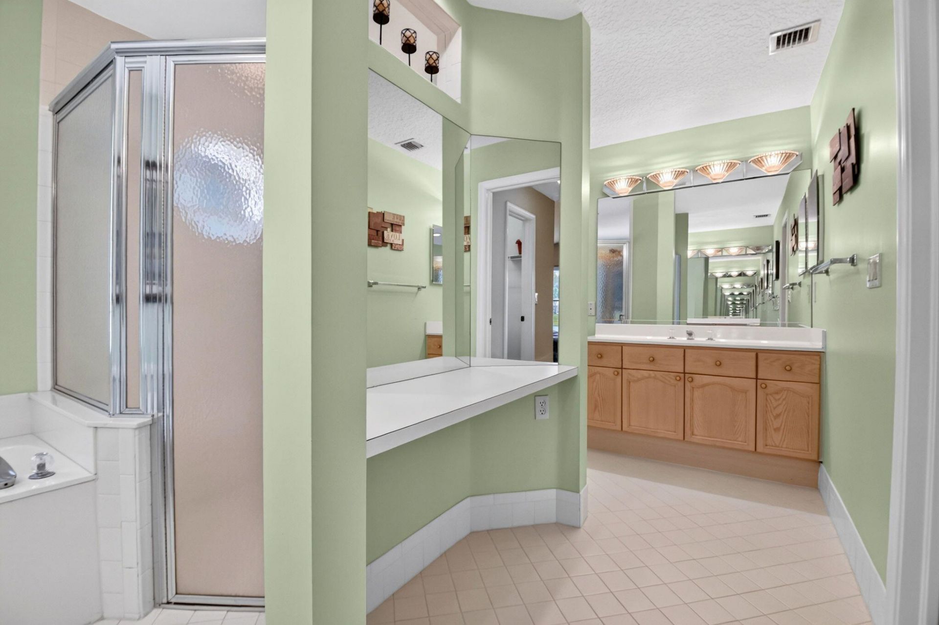 107 Harbor Lake Circle, Greenacres, FL 33413 Photo