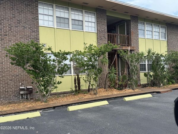 211 8TH Street N, Unit 1, Jacksonville Beach, FL 32250
