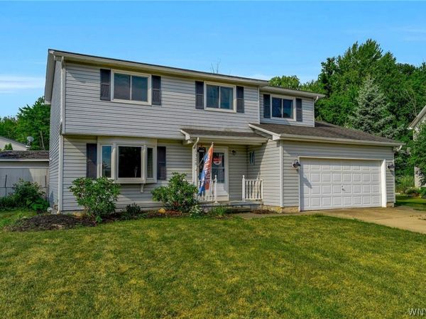 6328 Mayflower Lane, Lake View, NY 14085