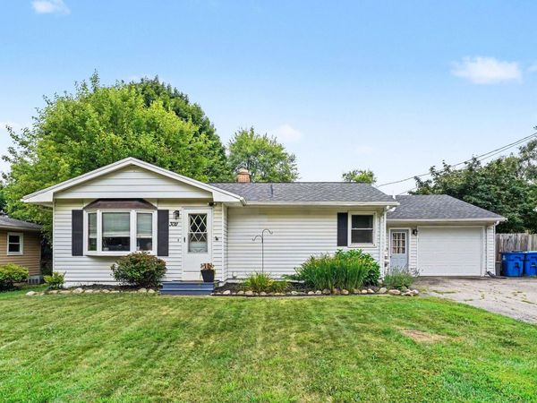 3011 Barney Road, Kalamazoo, MI 49004