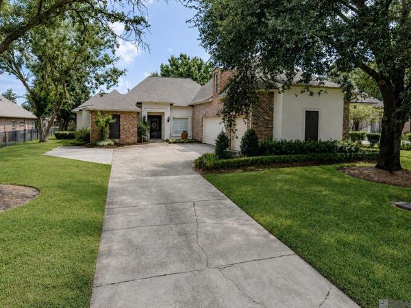 6364 Beau Douglas Ave, Gonzales, LA 70737
