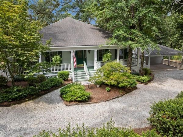 325 Grays Lane , Daphne, AL 36526