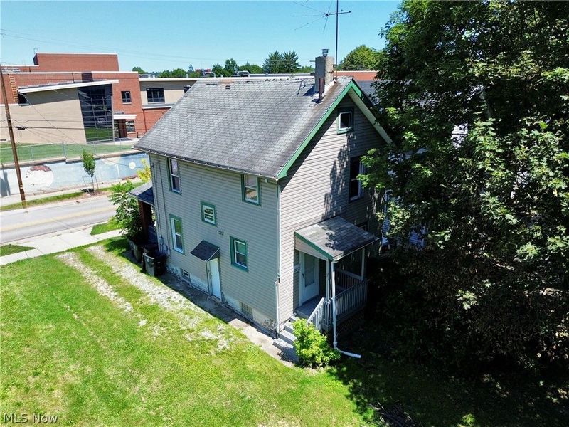 1182 5th Avenue, Akron, OH 44306 Photo 9