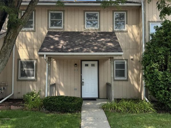 6096 Maryland Street , Merrillville, IN 46410
