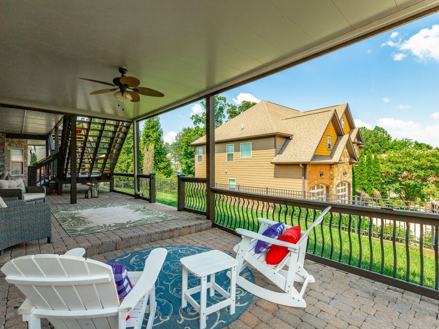 Property Image 140