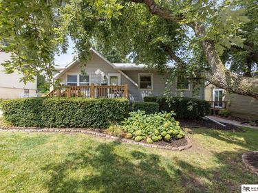 12330 B Street, Omaha, NE 68144