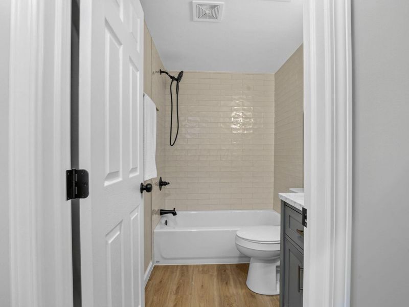 1240 Manor Drive, Columbus, OH 43232 Photo 32