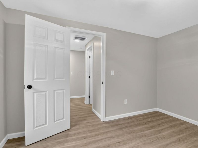 1240 Manor Drive, Columbus, OH 43232 Photo 44