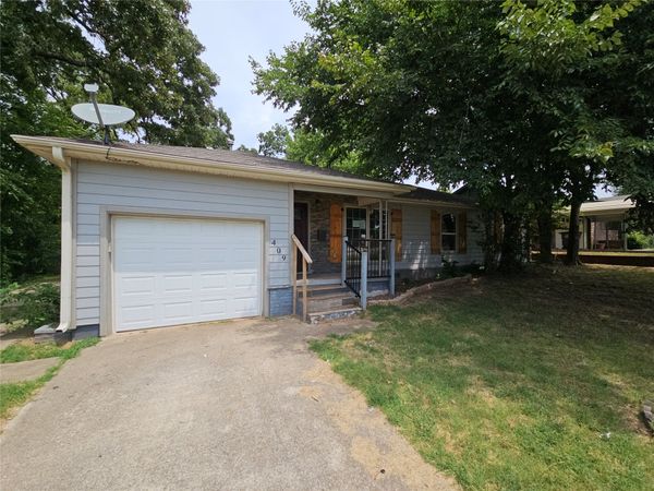 409 W 4th Avenue , Bristow, OK 74010
