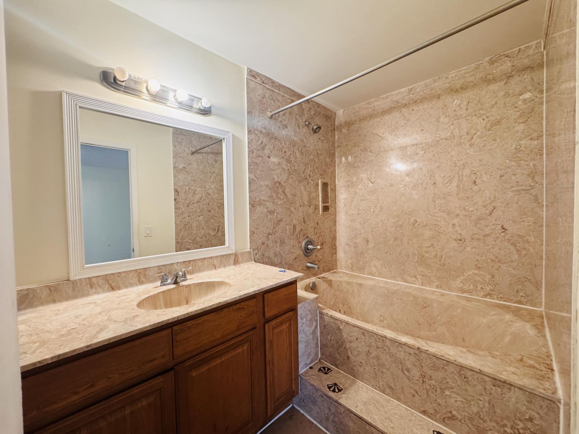 7 Crossings Circle, Unit G, Boynton Beach, FL 33435 Photo