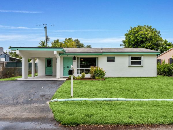 4987 SW 25th Avenue, Dania Beach, FL 33312