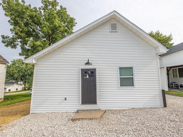 704 E Ninth Street, Huntingburg, IN 47542