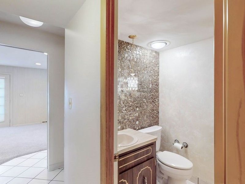 25451 Hilltop Drive, Beachwood, OH 44122 Photo 30