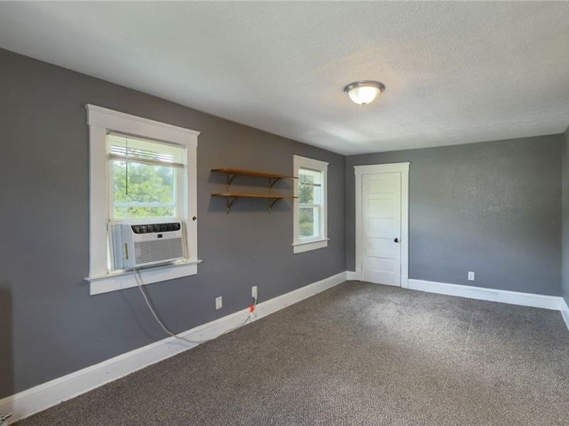 3323 Highview Avenue, Cleveland, OH 44109 Photo 11