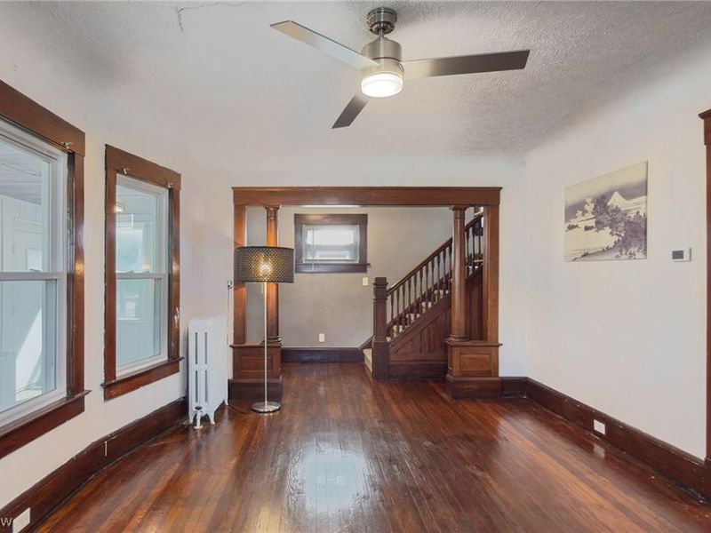 3323 Highview Avenue, Cleveland, OH 44109 Photo 6