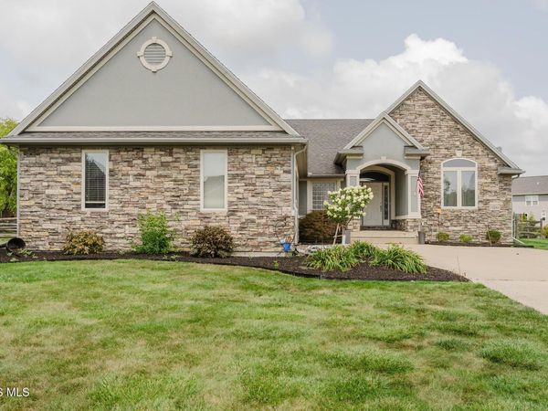 14780 Prairie Lake Drive , Perrysburg, OH 43551
