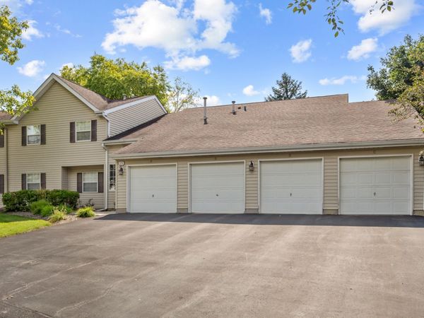 20 Gant Circle , Unit C, Streamwood, IL 60107
