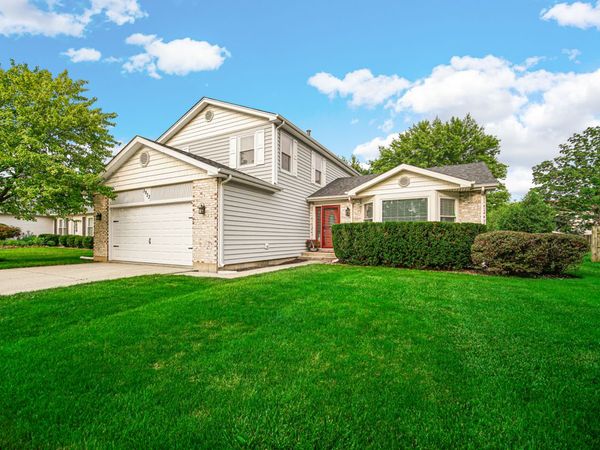 3923 NEW HAVEN Avenue, Arlington Heights, IL 60004