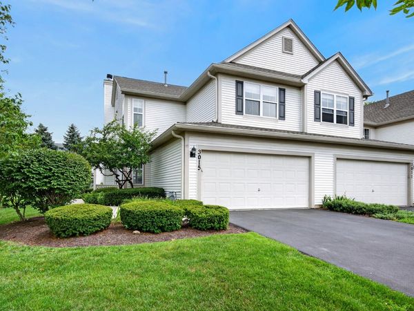 3015 Langston Circle , St. Charles, IL 60175